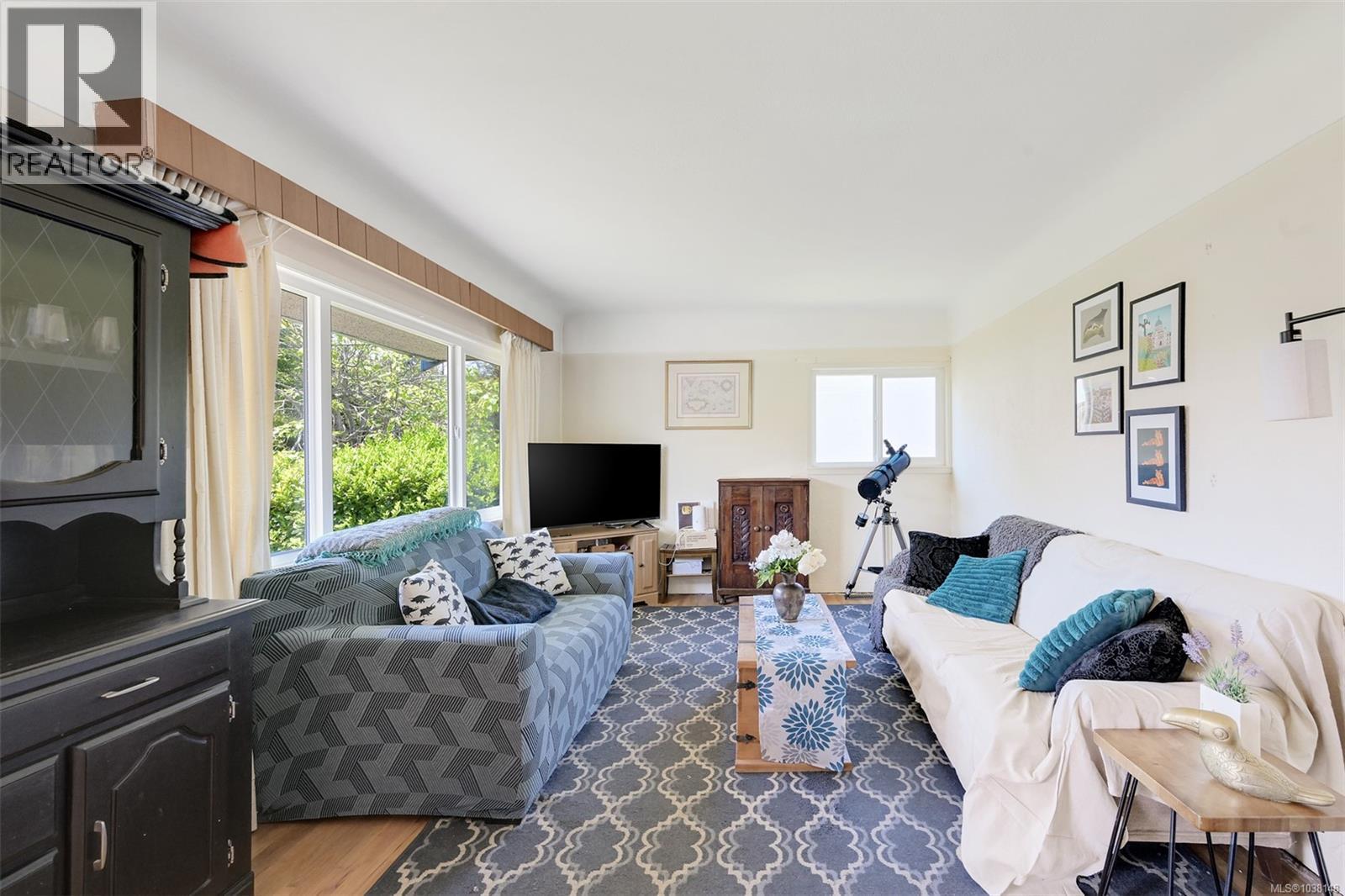 784 Snowdrop Ave - 8