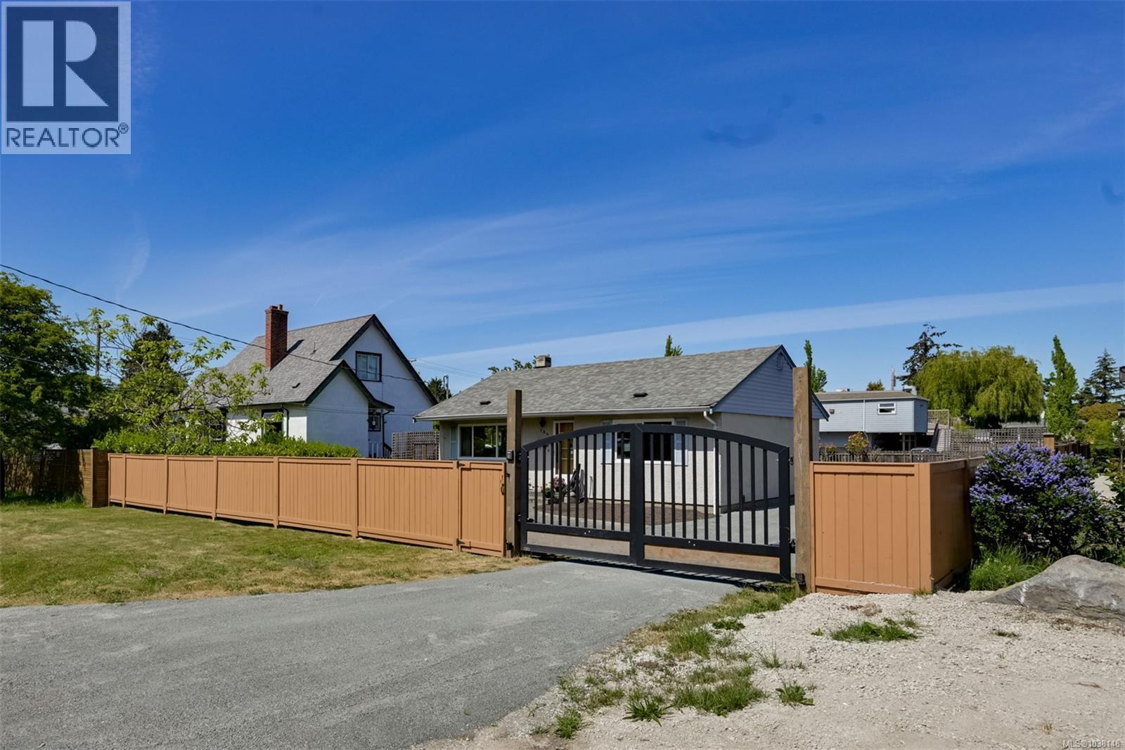784 Snowdrop Ave - 2