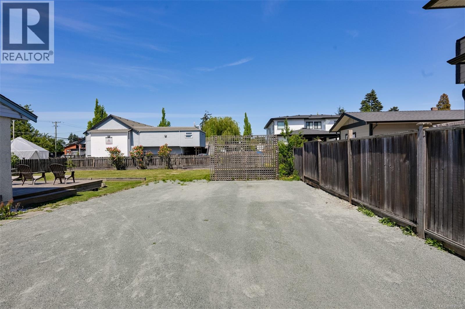 784 Snowdrop Ave - 30