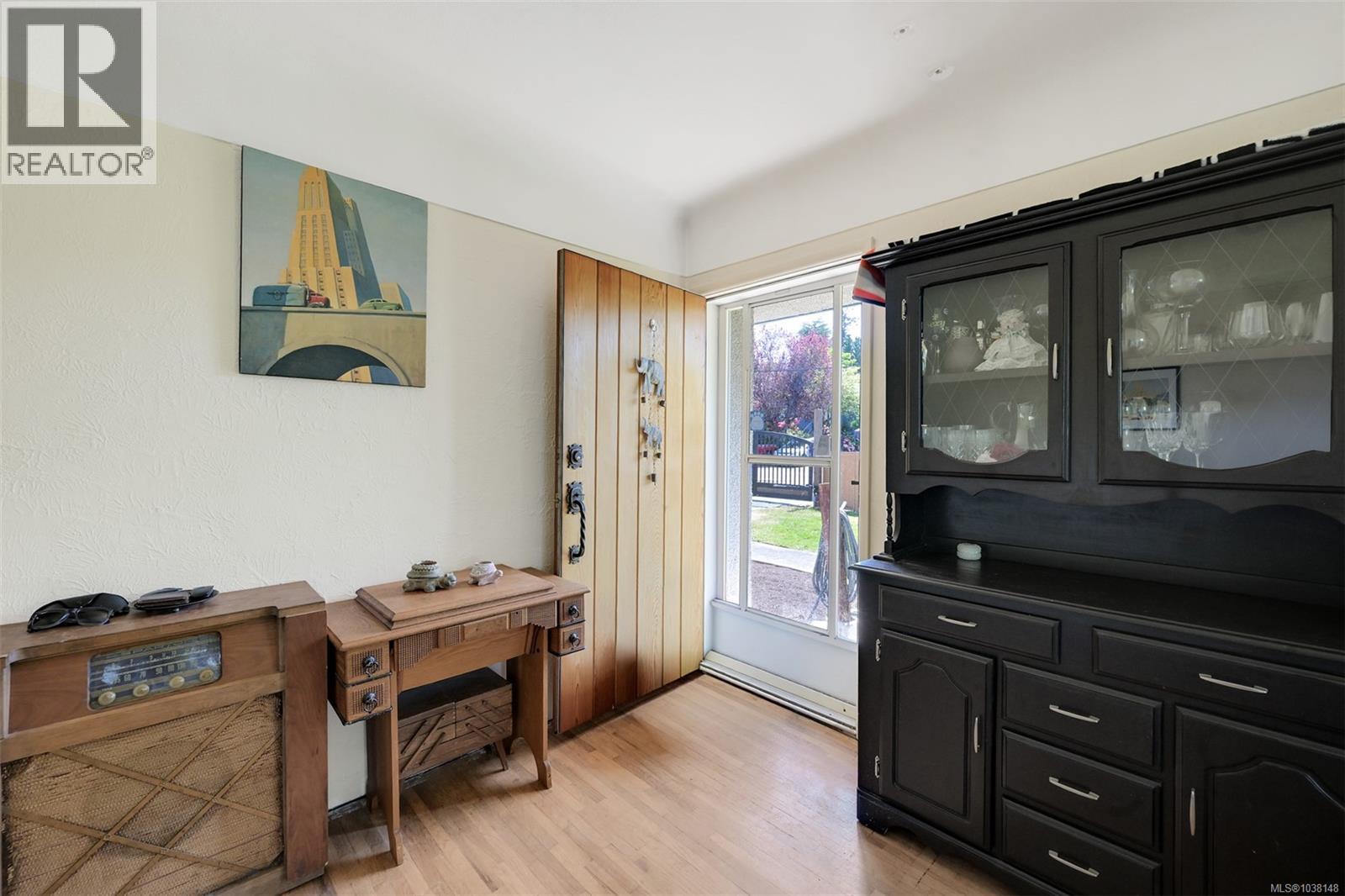 784 Snowdrop Ave - 10