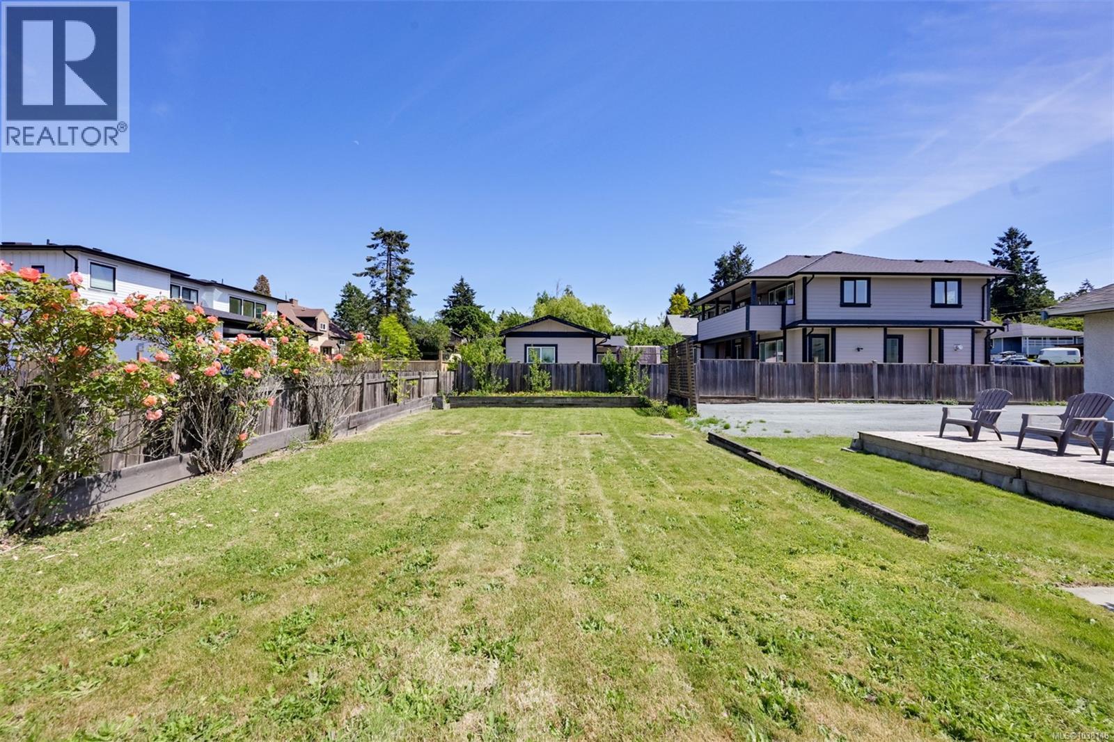 784 Snowdrop Ave - 23
