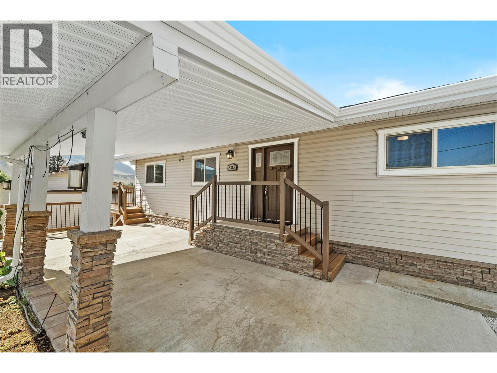 803 Cariboo Crescent - 4