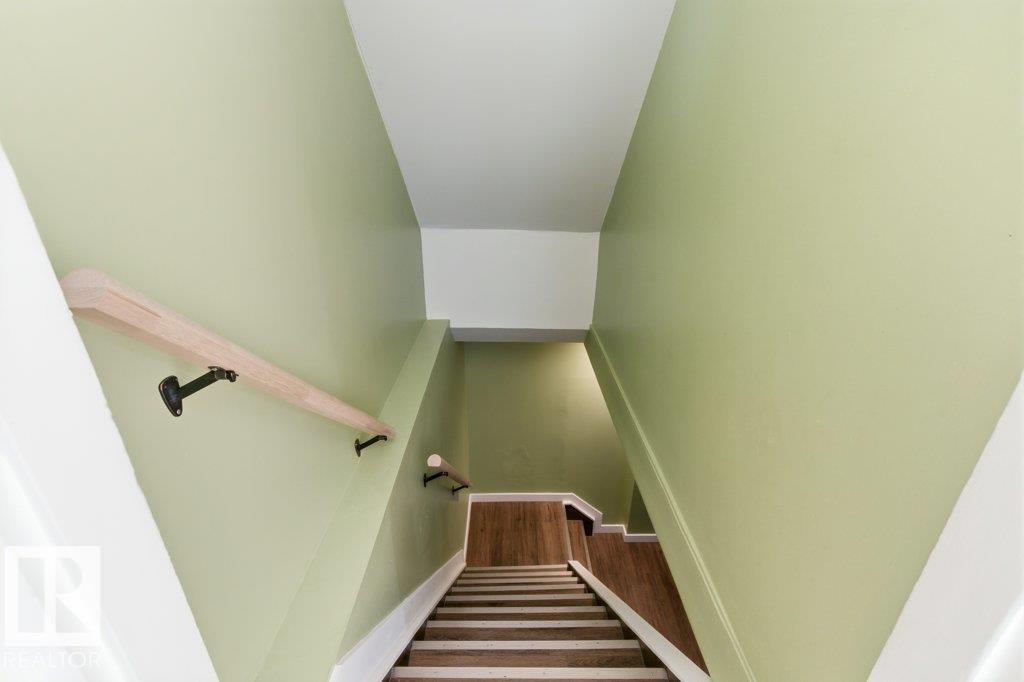13279 47 ST NW - 23