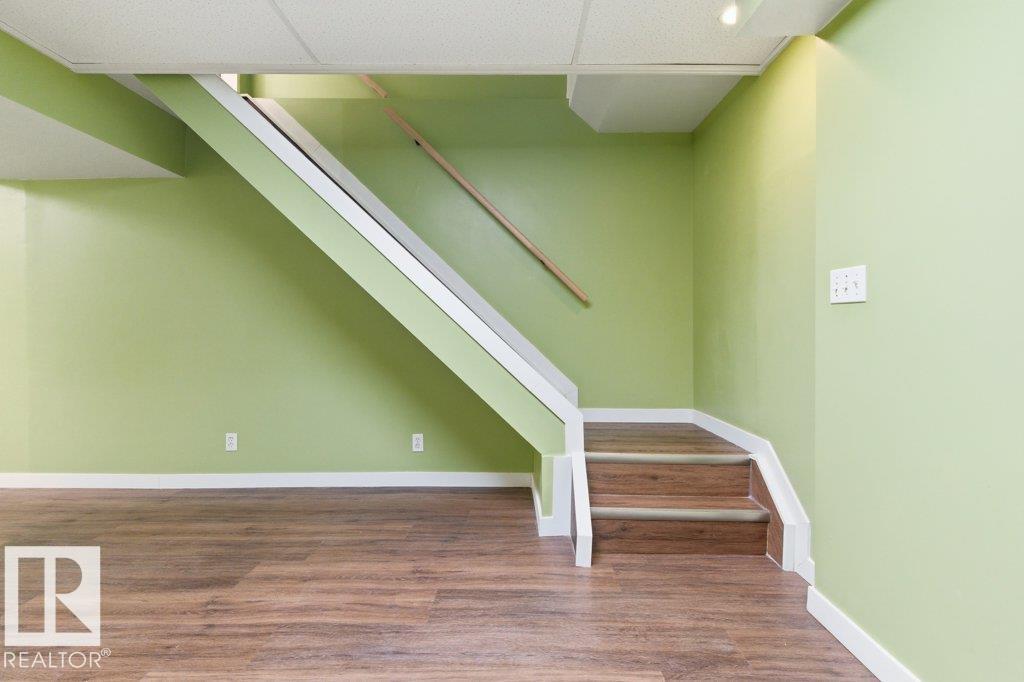 13279 47 ST NW - 25