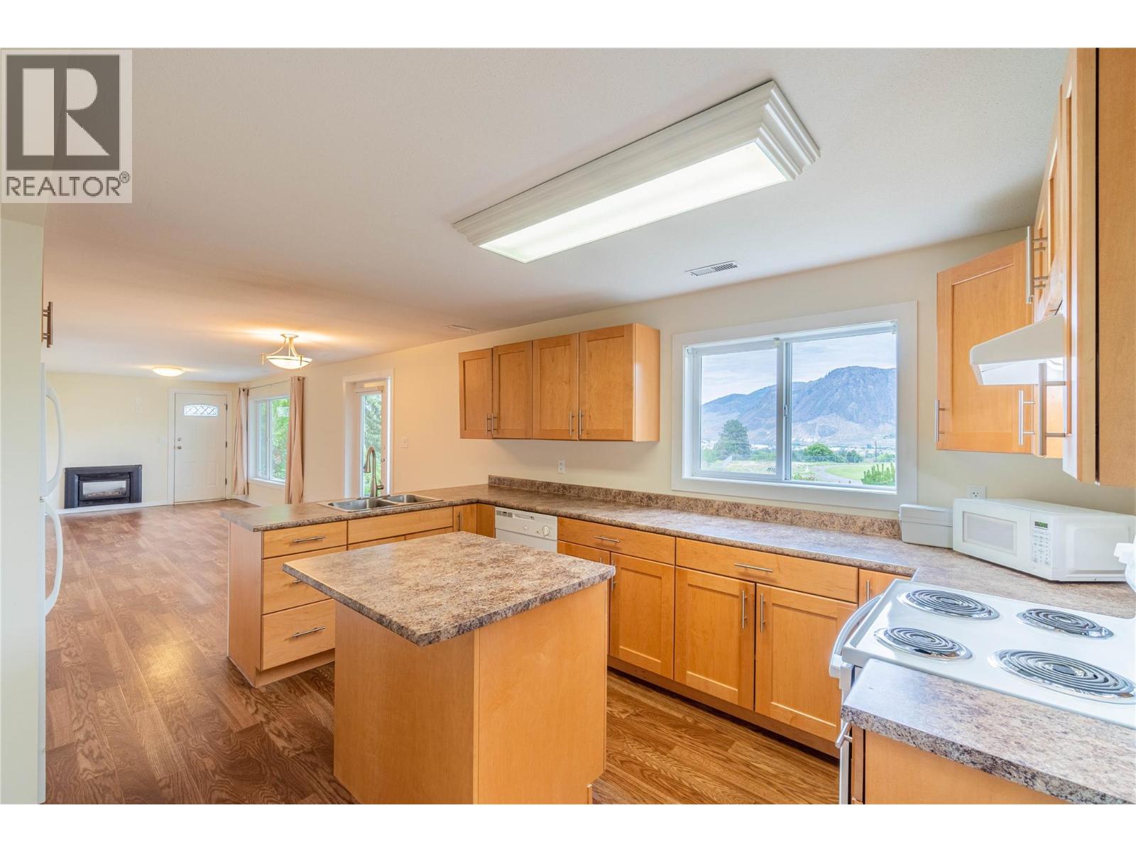 718 FRASER Crescent - 16