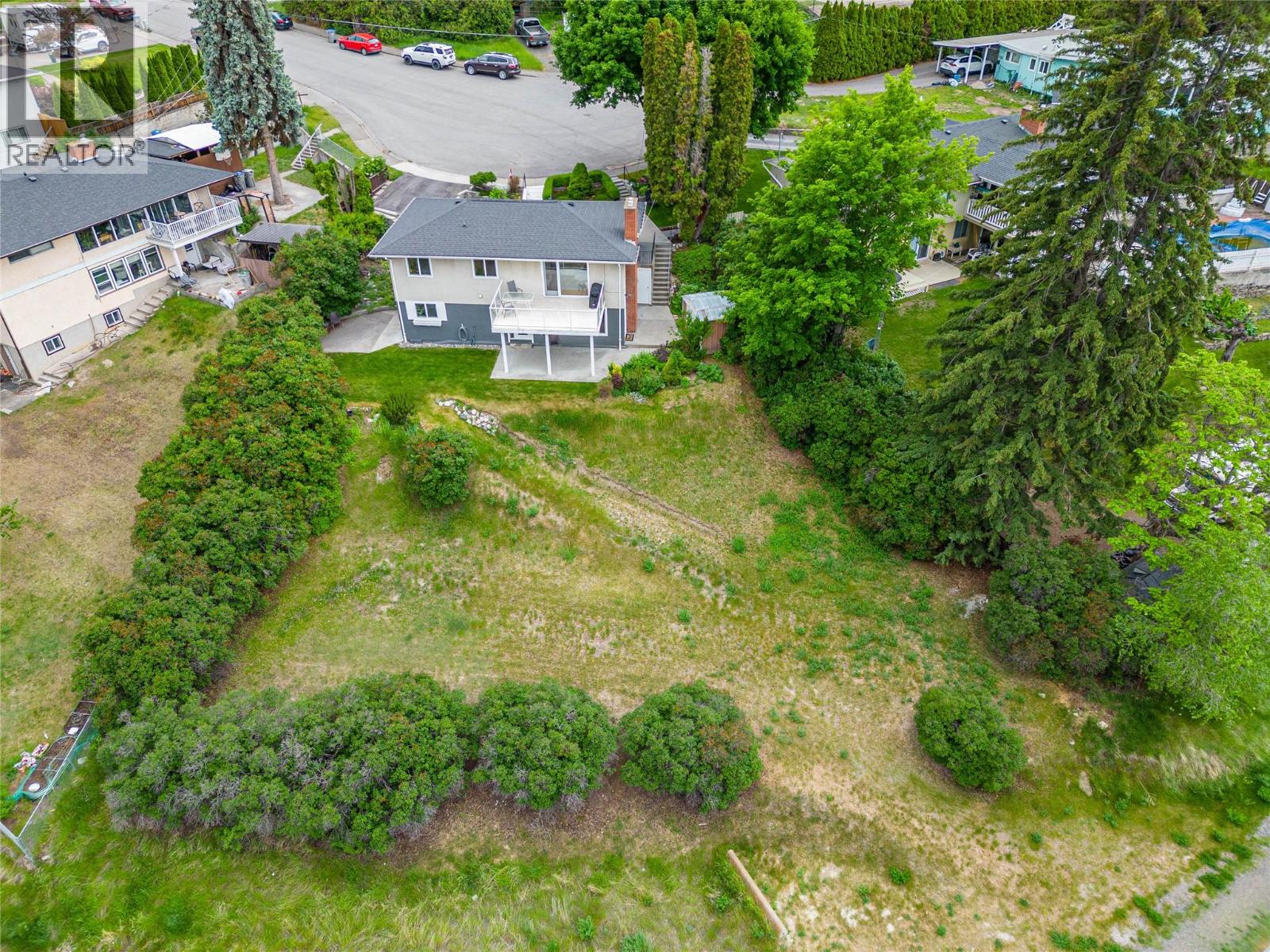 718 FRASER Crescent - 35