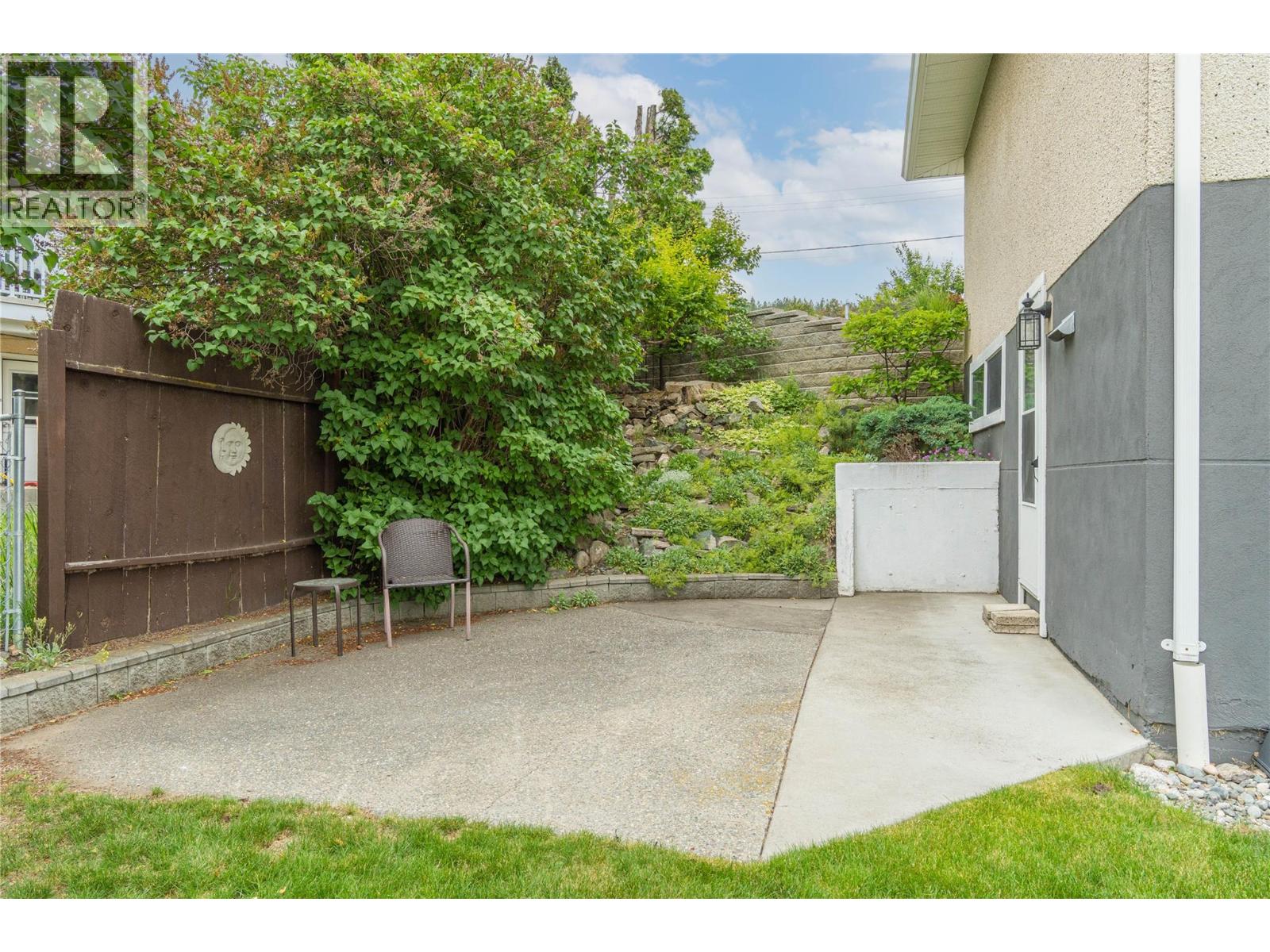 718 FRASER Crescent - 26