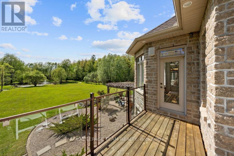 6043 KNIGHTS DRIVE - 26