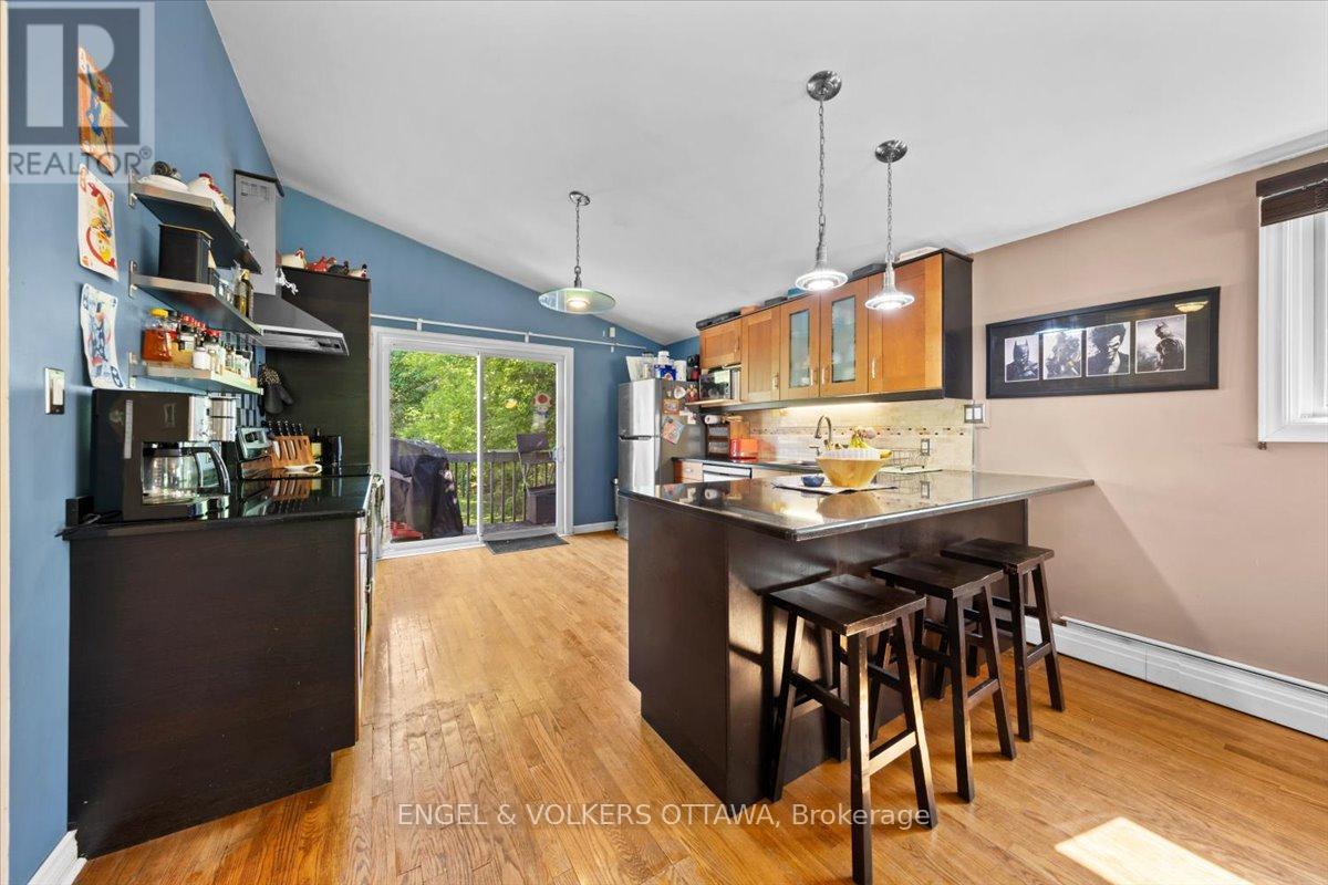 1712 ST. BARBARA STREET - 11