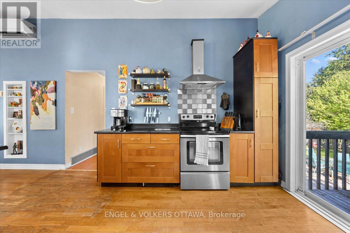 1712 ST. BARBARA STREET - 15