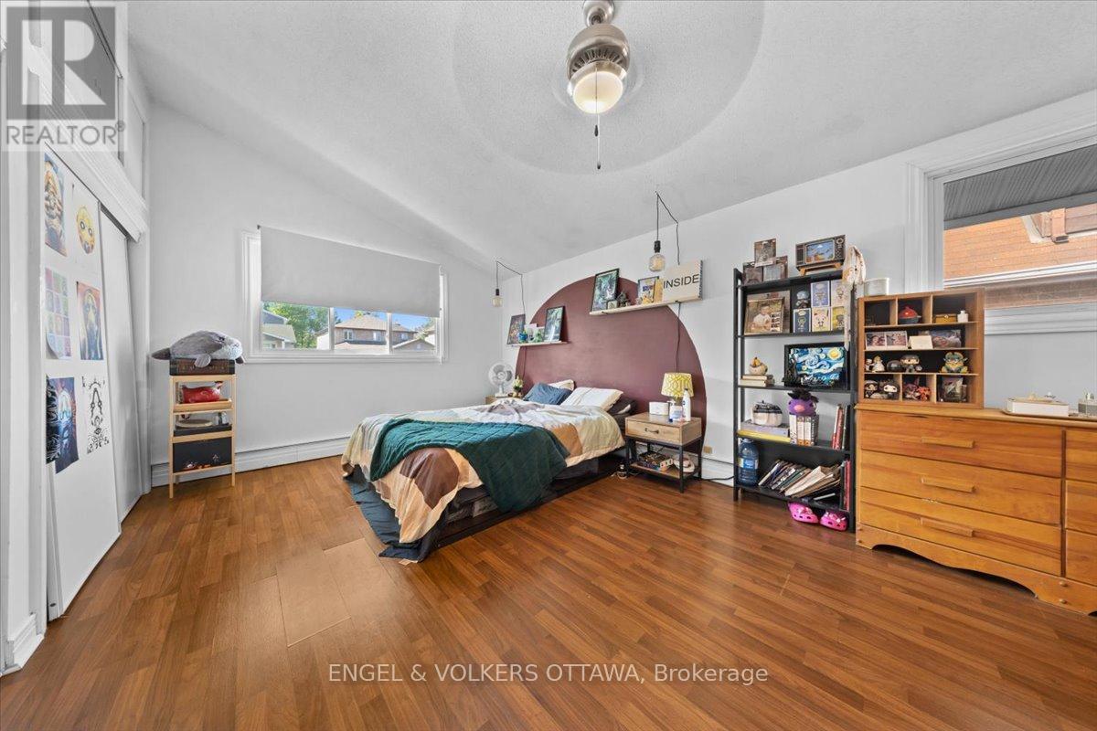 1712 ST. BARBARA STREET - 19