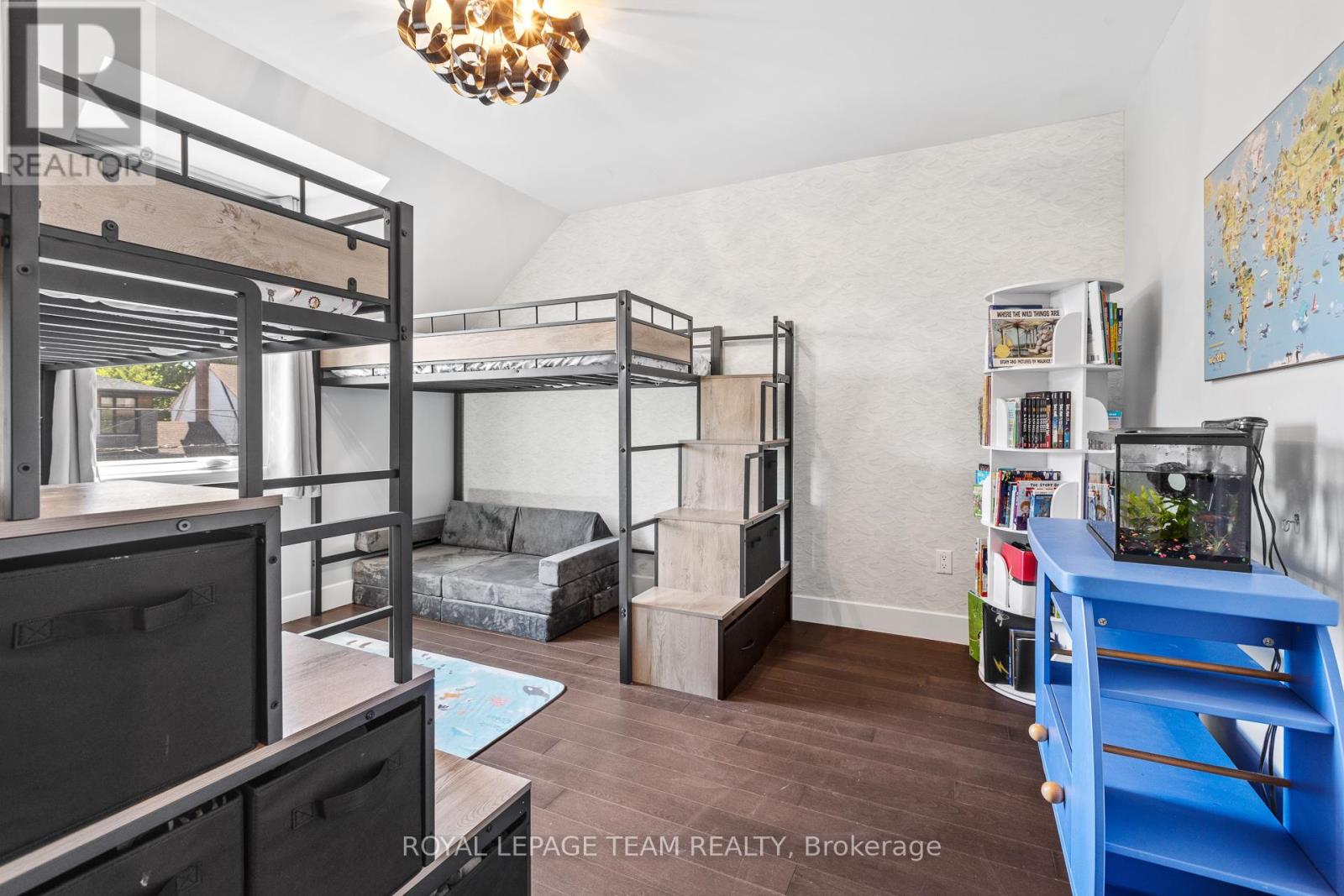 87 HELENA STREET - 28