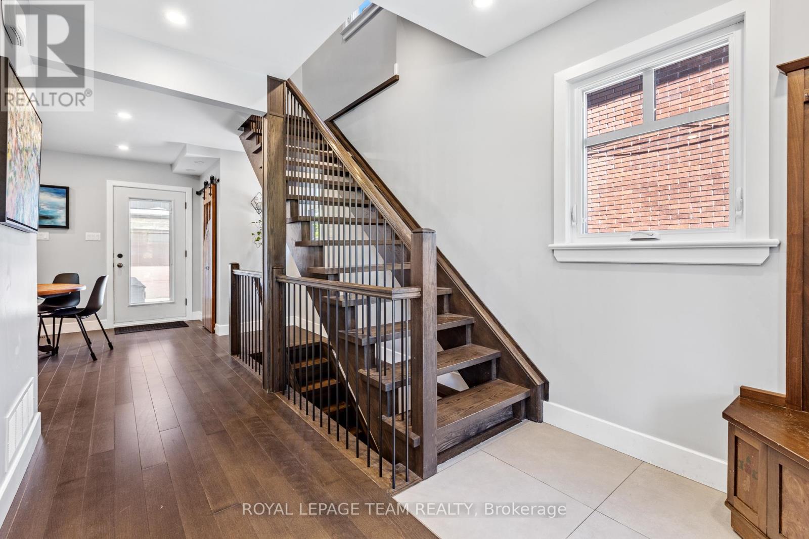 87 HELENA STREET - 4