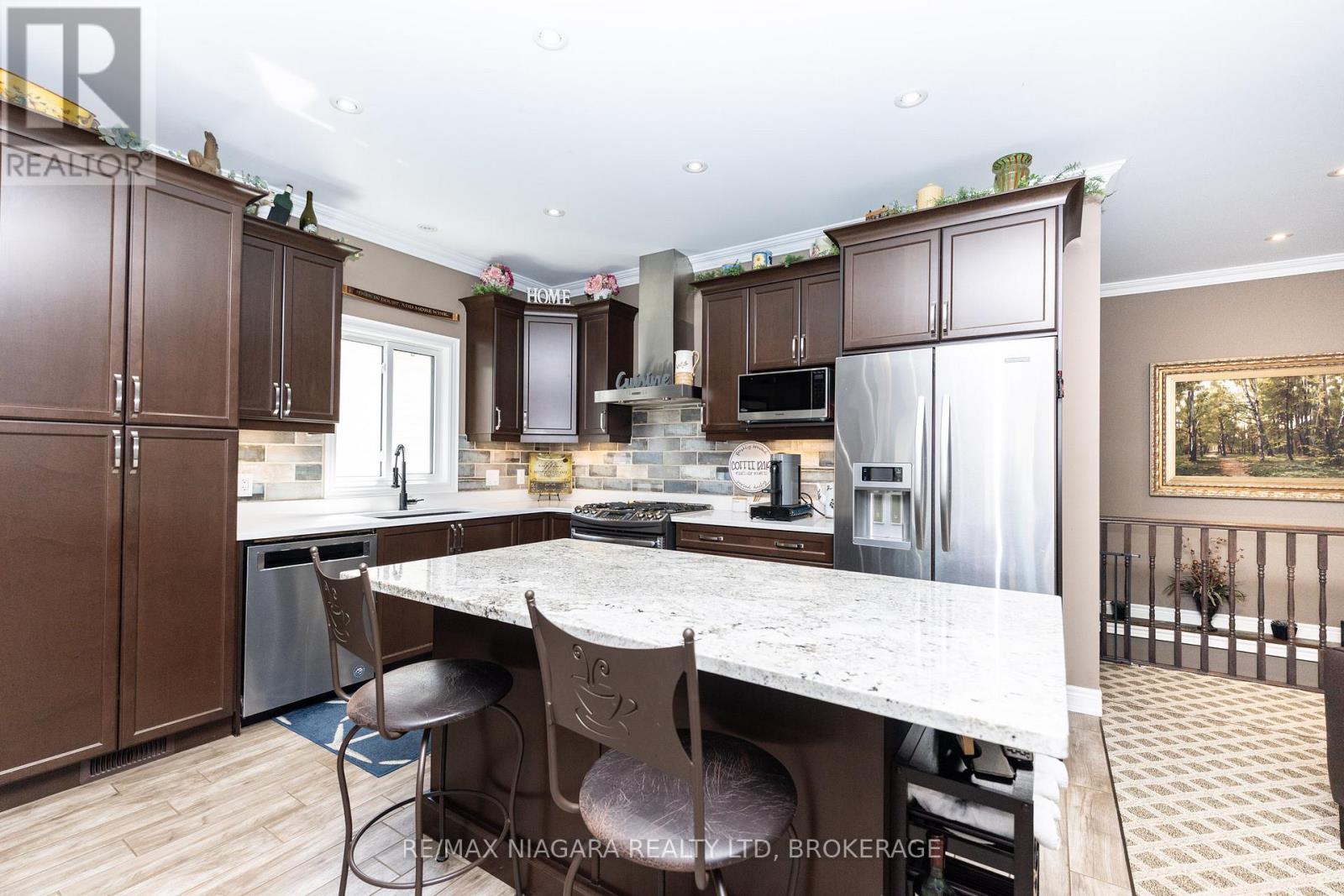 3270 THUNDER BAY ROAD - 12