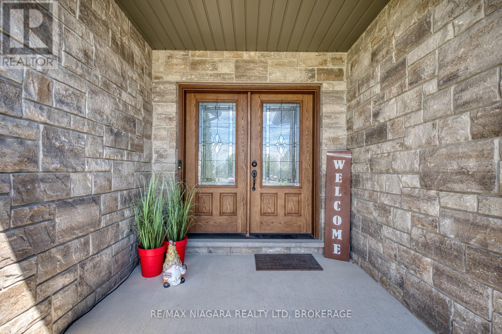 3270 THUNDER BAY ROAD - 3