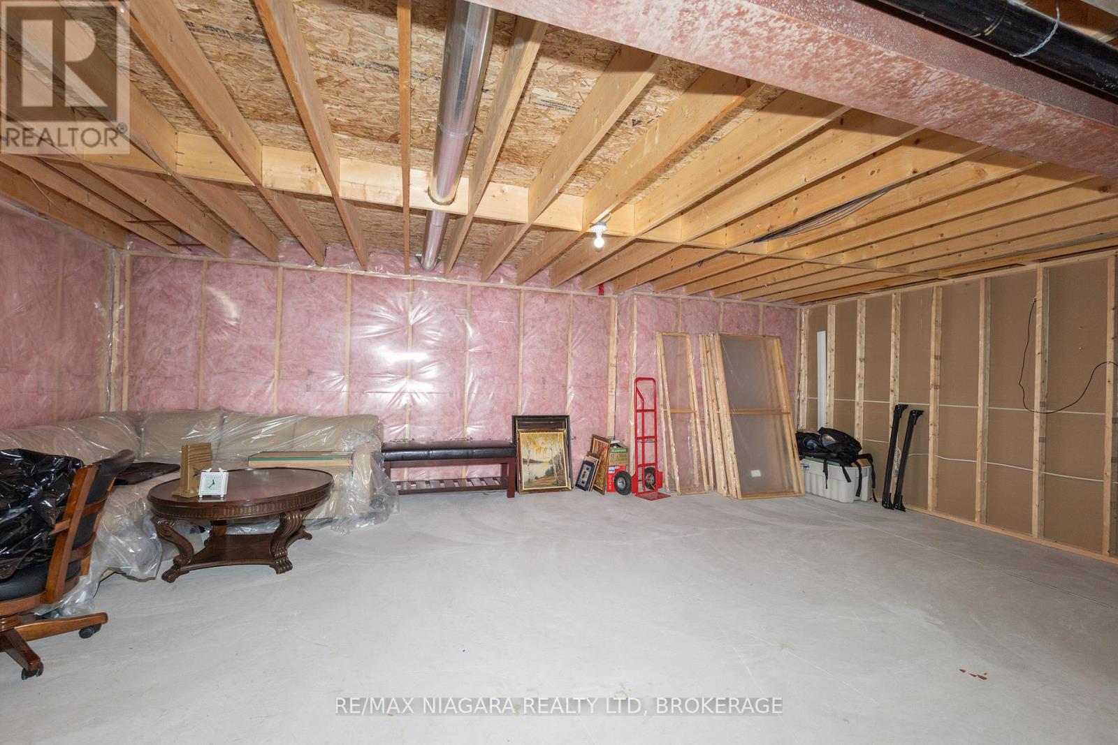 3270 THUNDER BAY ROAD - 33