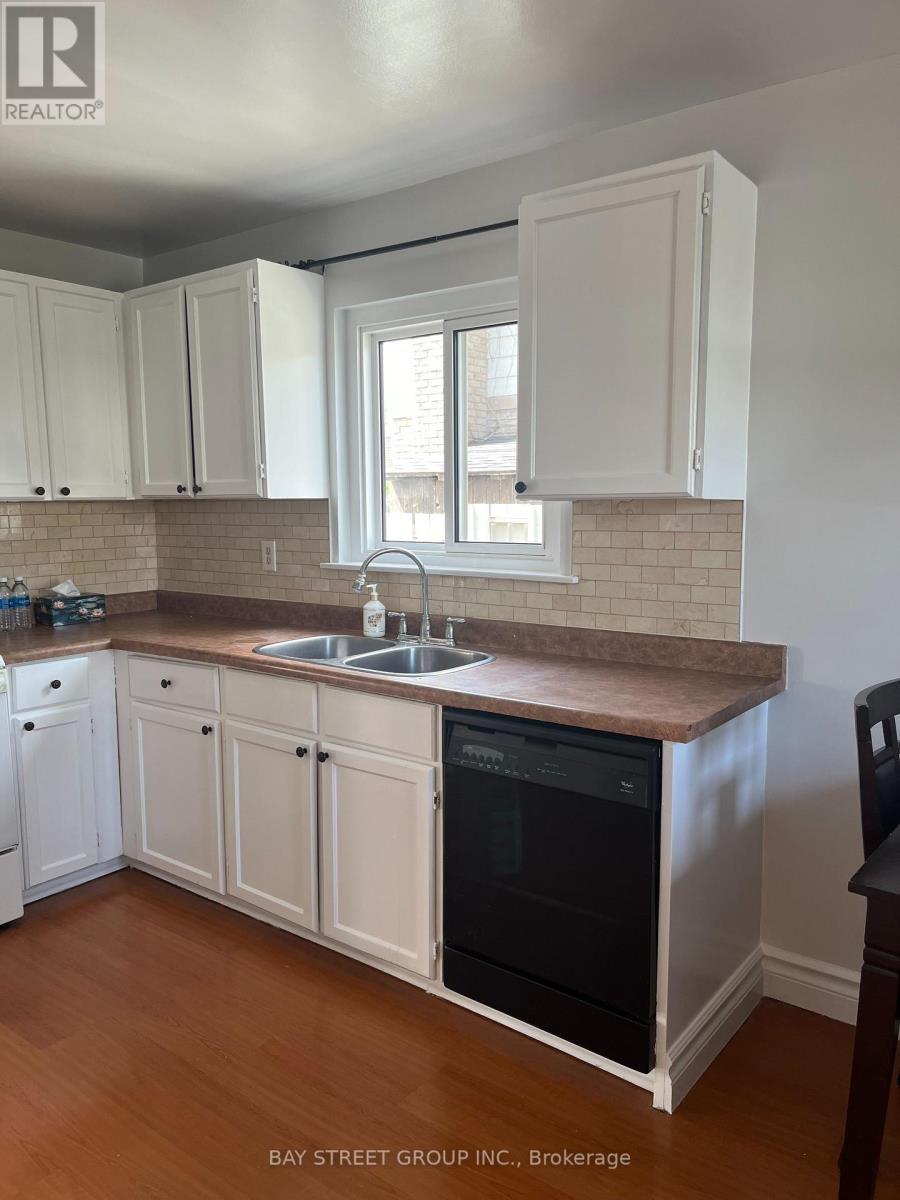 296 KILLDEER STREET E - 15