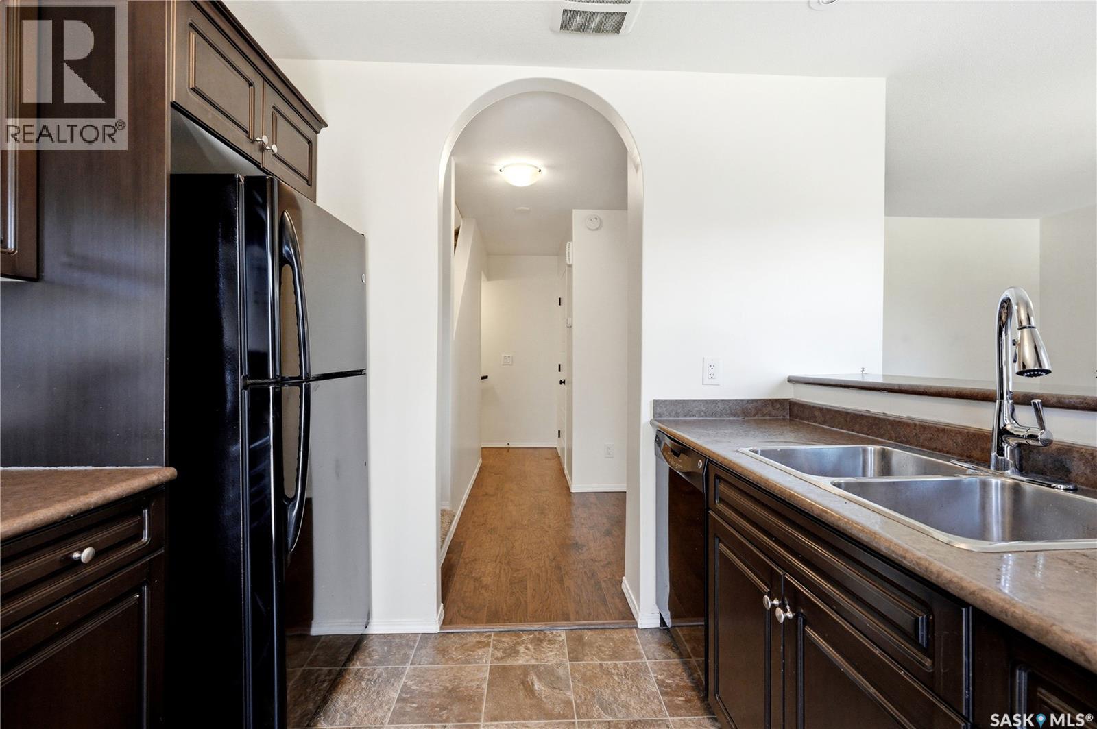 #570 150 Langlois WAY - 9