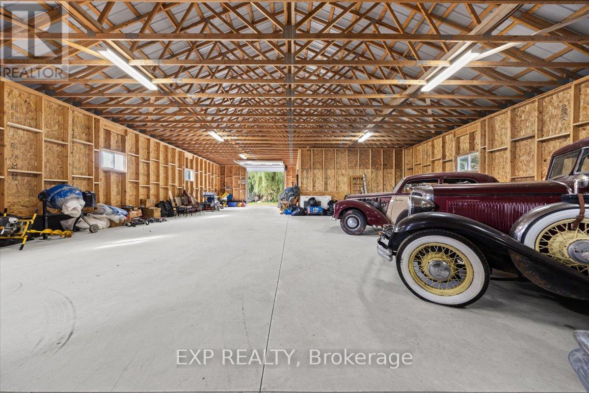 3382 CARP ROAD - 28