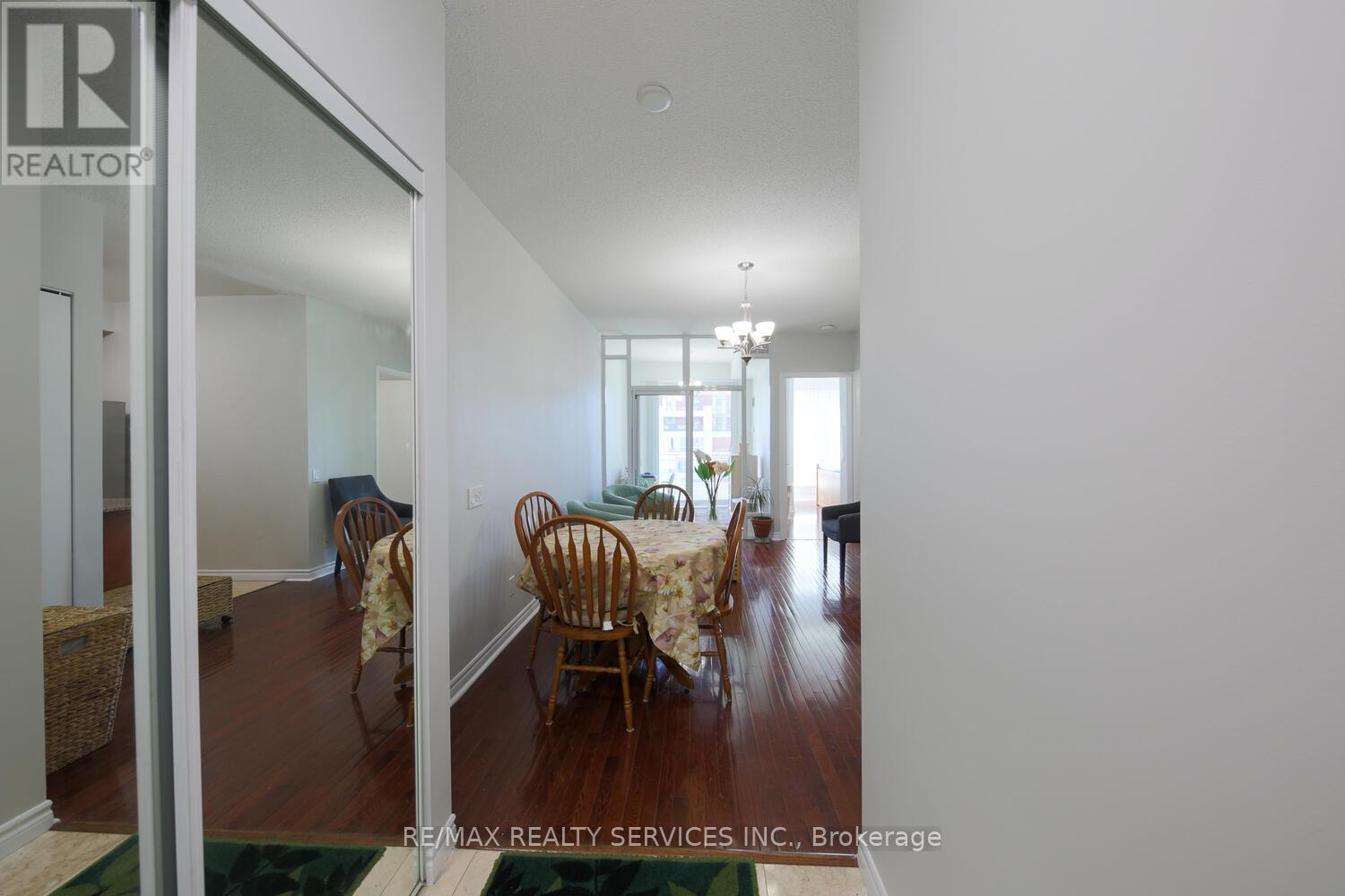 #1215 60 BYNG AVENUE - 10
