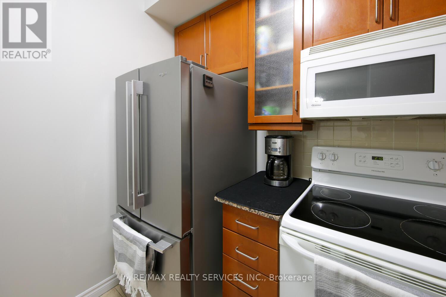 #1215 60 BYNG AVENUE - 16