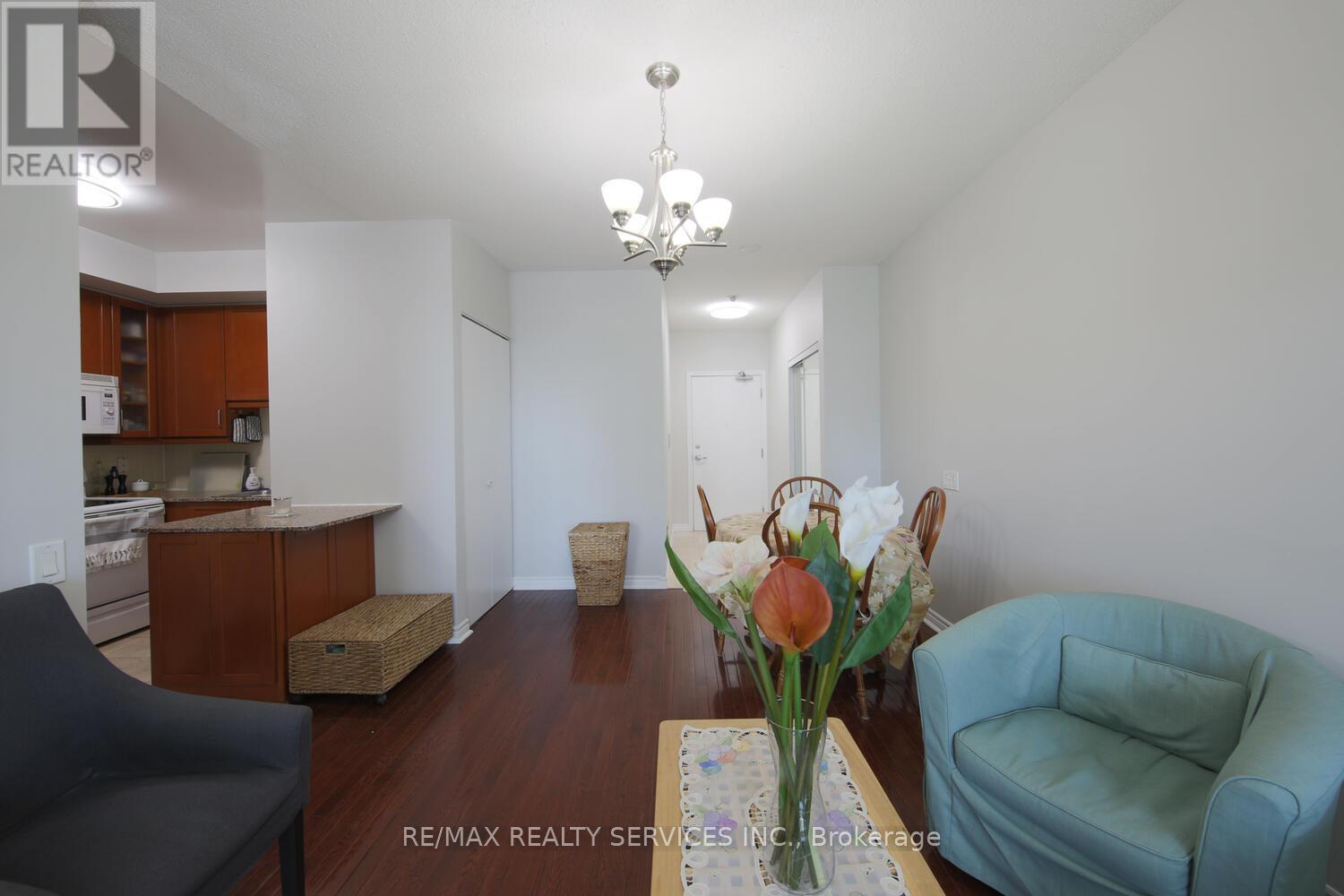 #1215 60 BYNG AVENUE - 28