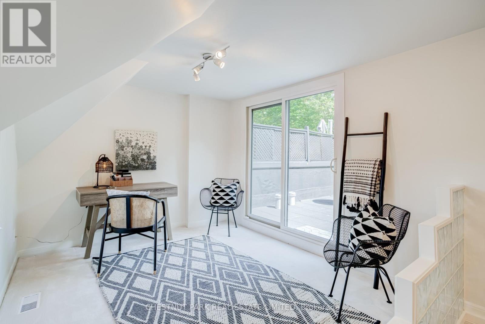 #9 41 SPRUCE STREET - 30