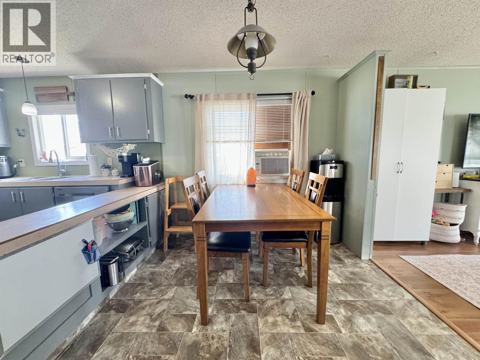 #83 770 N ELEVENTH AVENUE - 7
