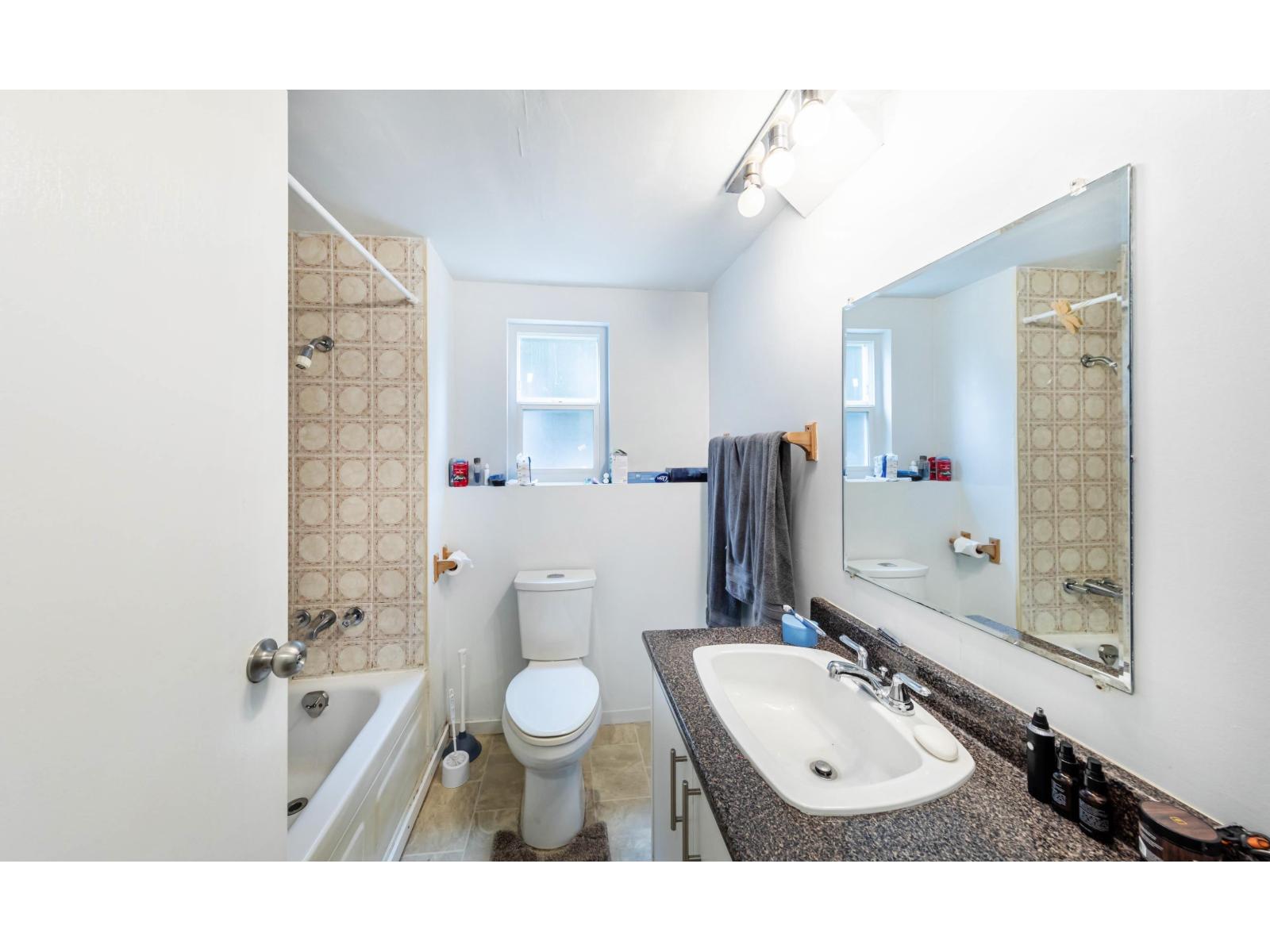 6711 BAKER ROAD, Delta