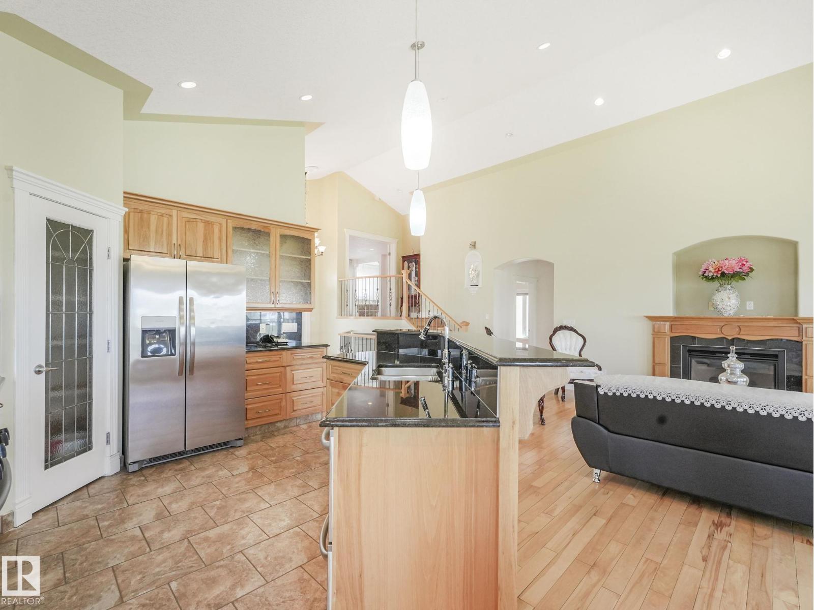 7504 161A AV NW - 12