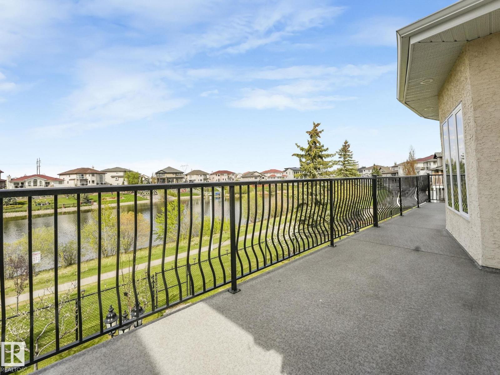 7504 161A AV NW - 31