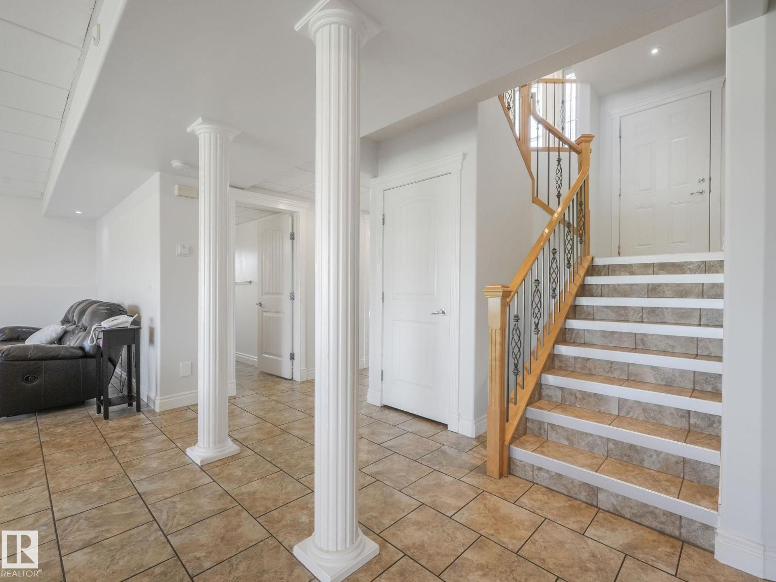 7504 161A AV NW - 38