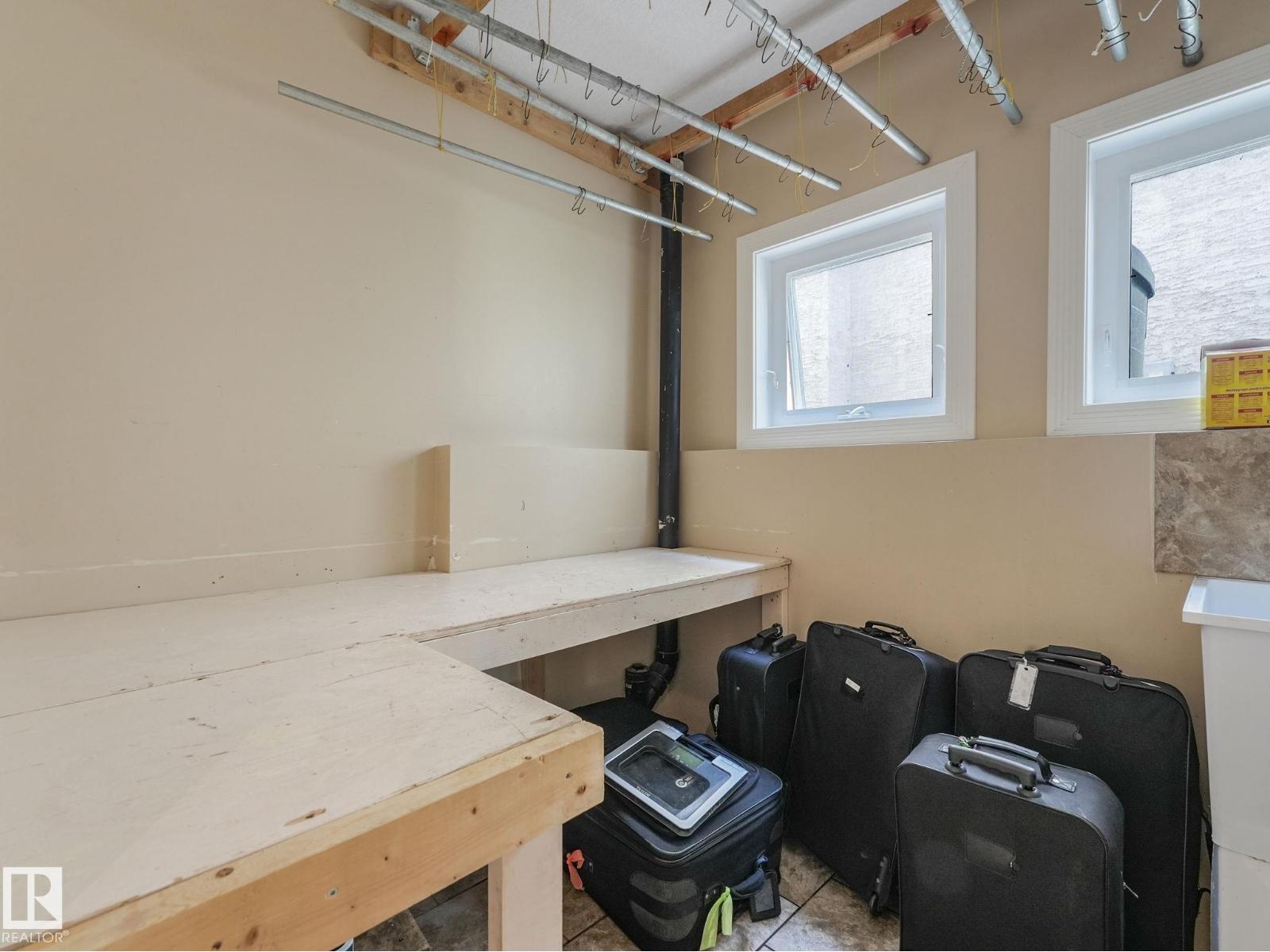 7504 161A AV NW - 54