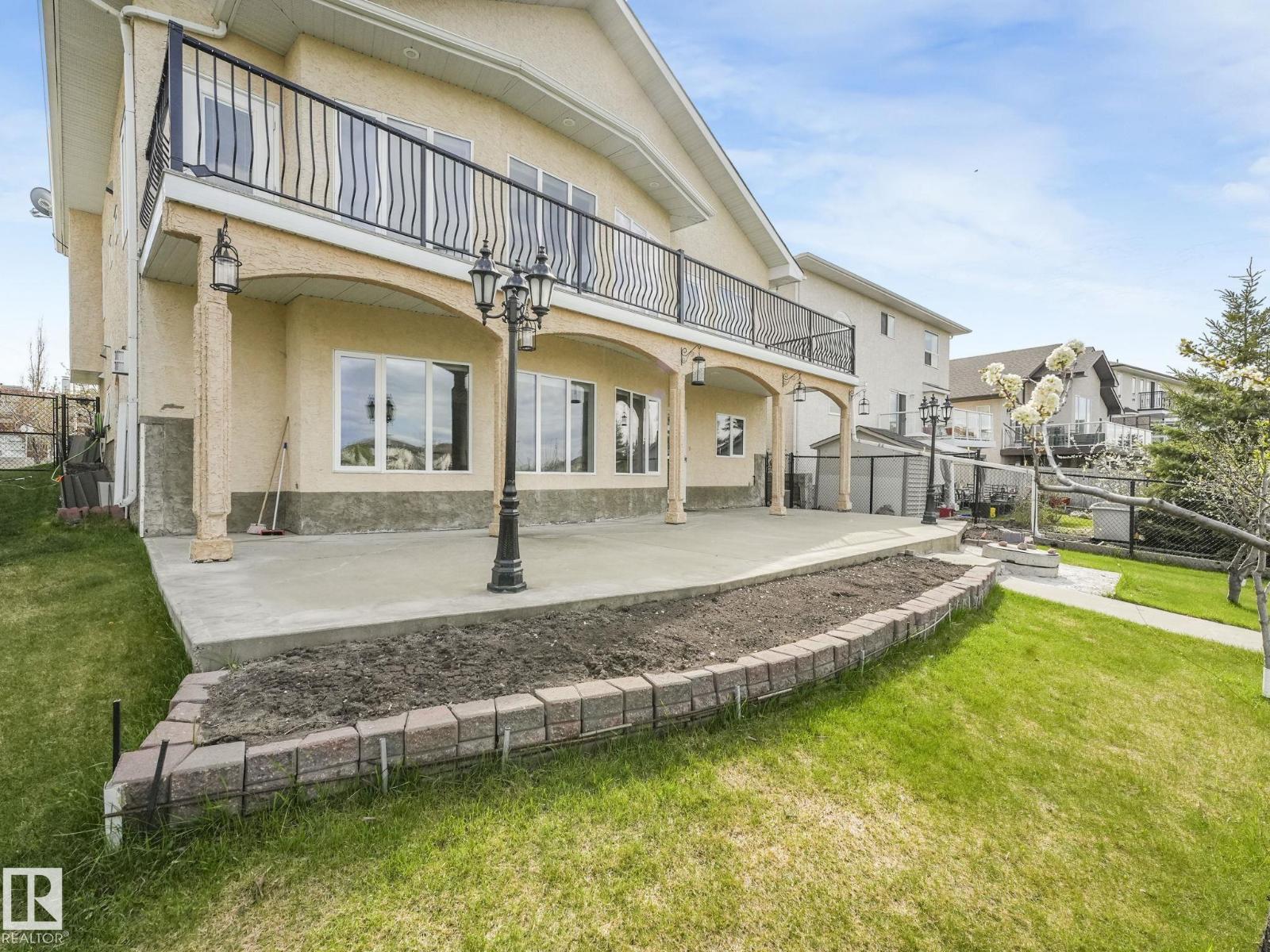 7504 161A AV NW - 61