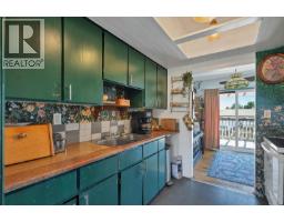 763 Upland Dr, Campbell River, BC V9W2A8 Photo 13