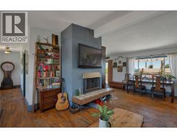 763 Upland Dr, Campbell River, BC V9W2A8 Photo 16
