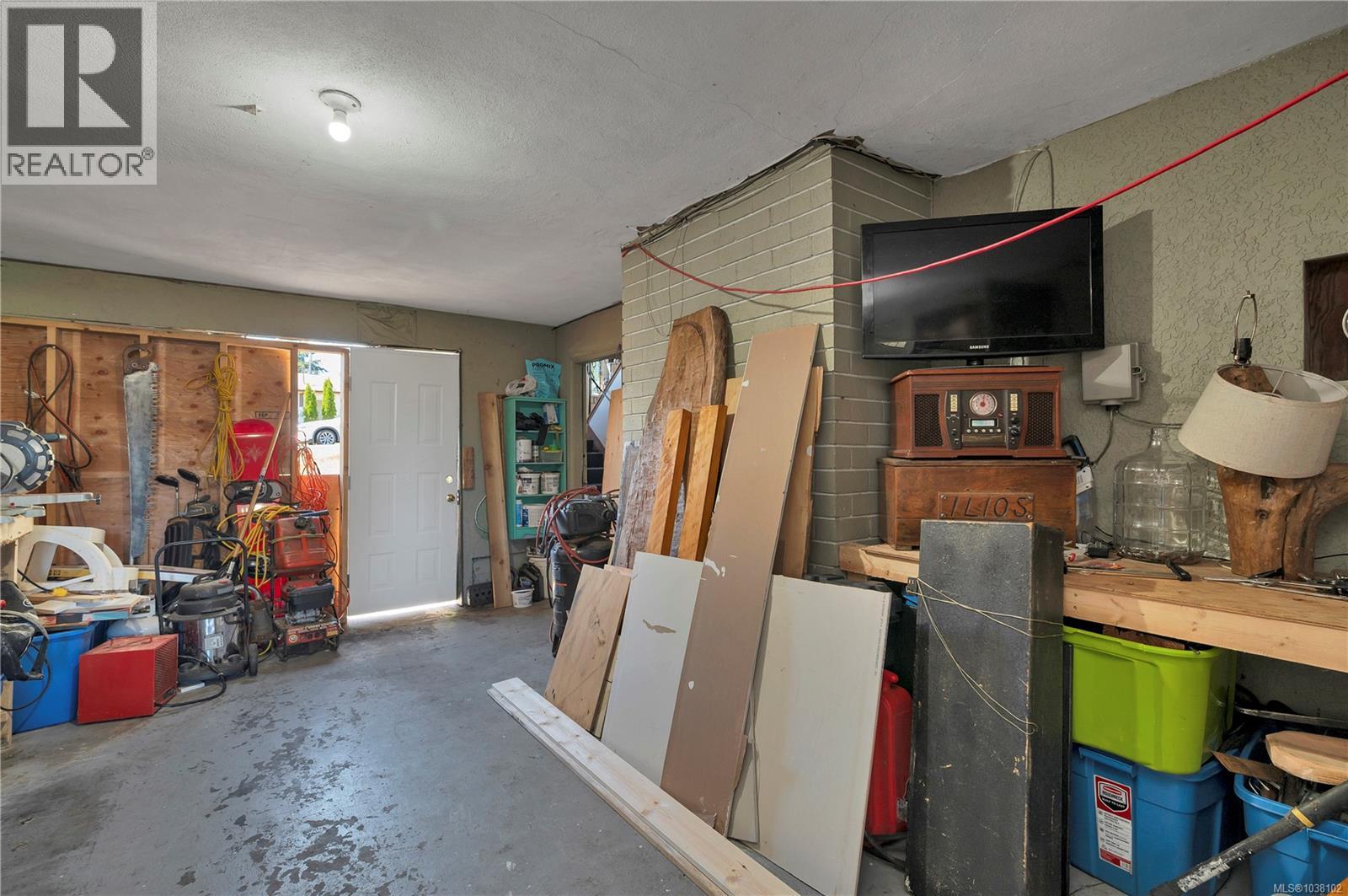 763 Upland Dr - 27