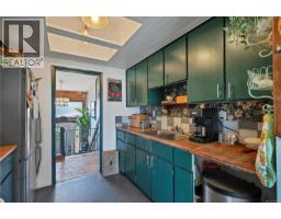 763 Upland Dr, Campbell River, BC V9W2A8 Photo 14