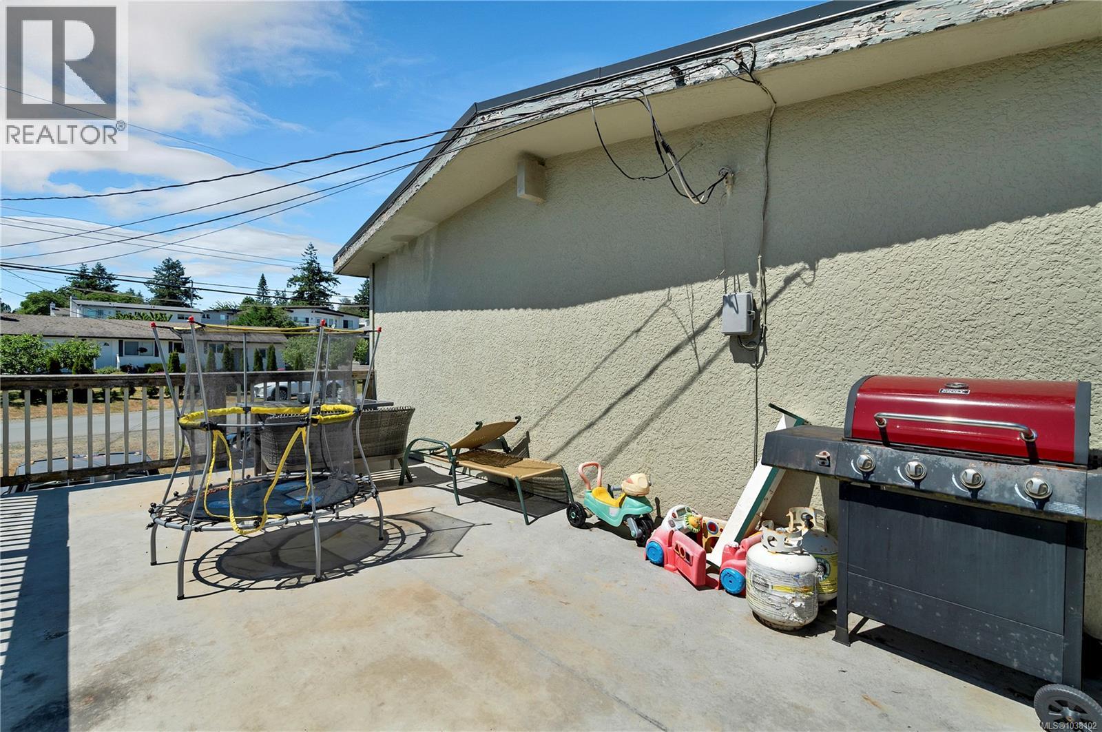 763 Upland Dr - 42