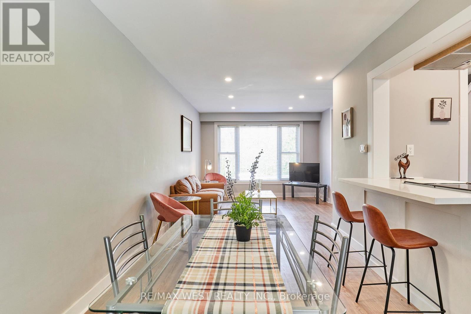 20 MILL STREET - 10