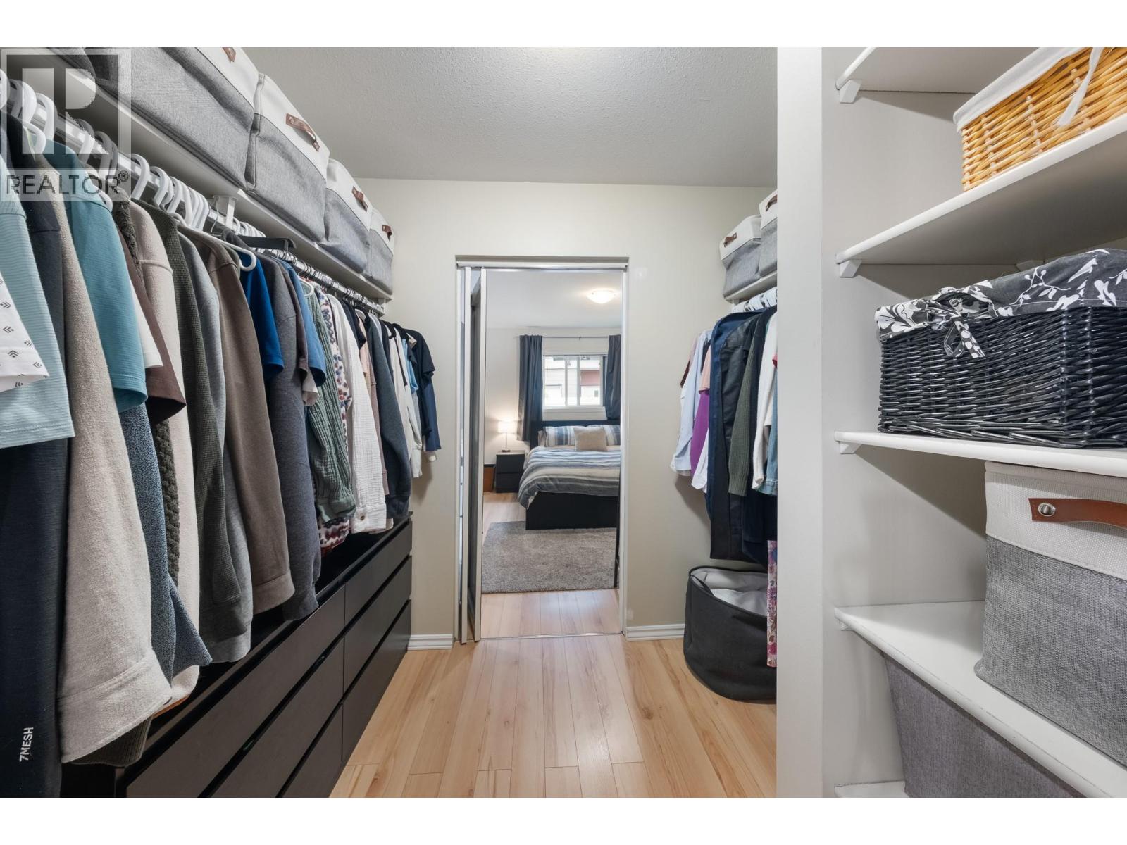 #12 215 Taylor Road - 27