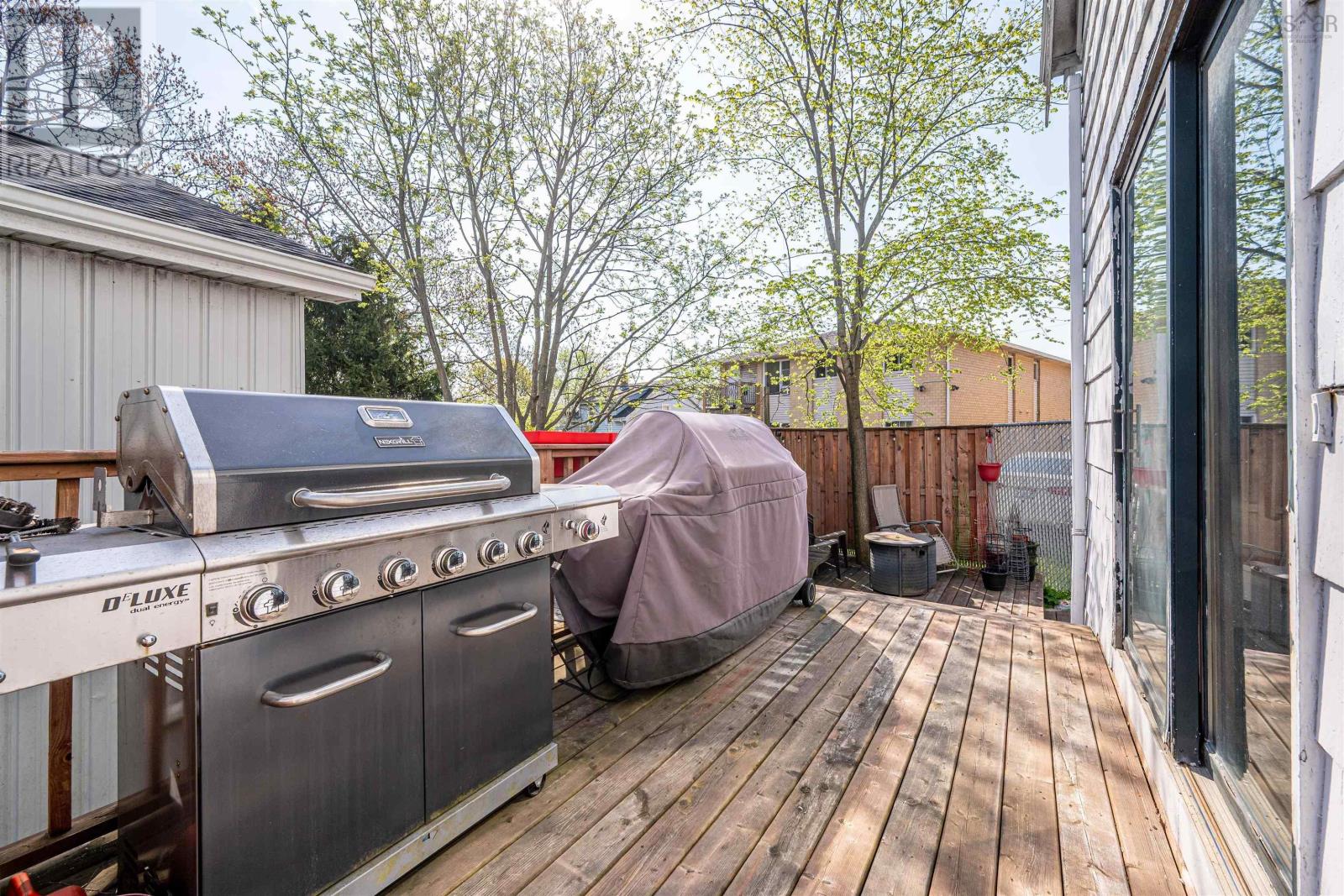 9 McFatridge Road - 34