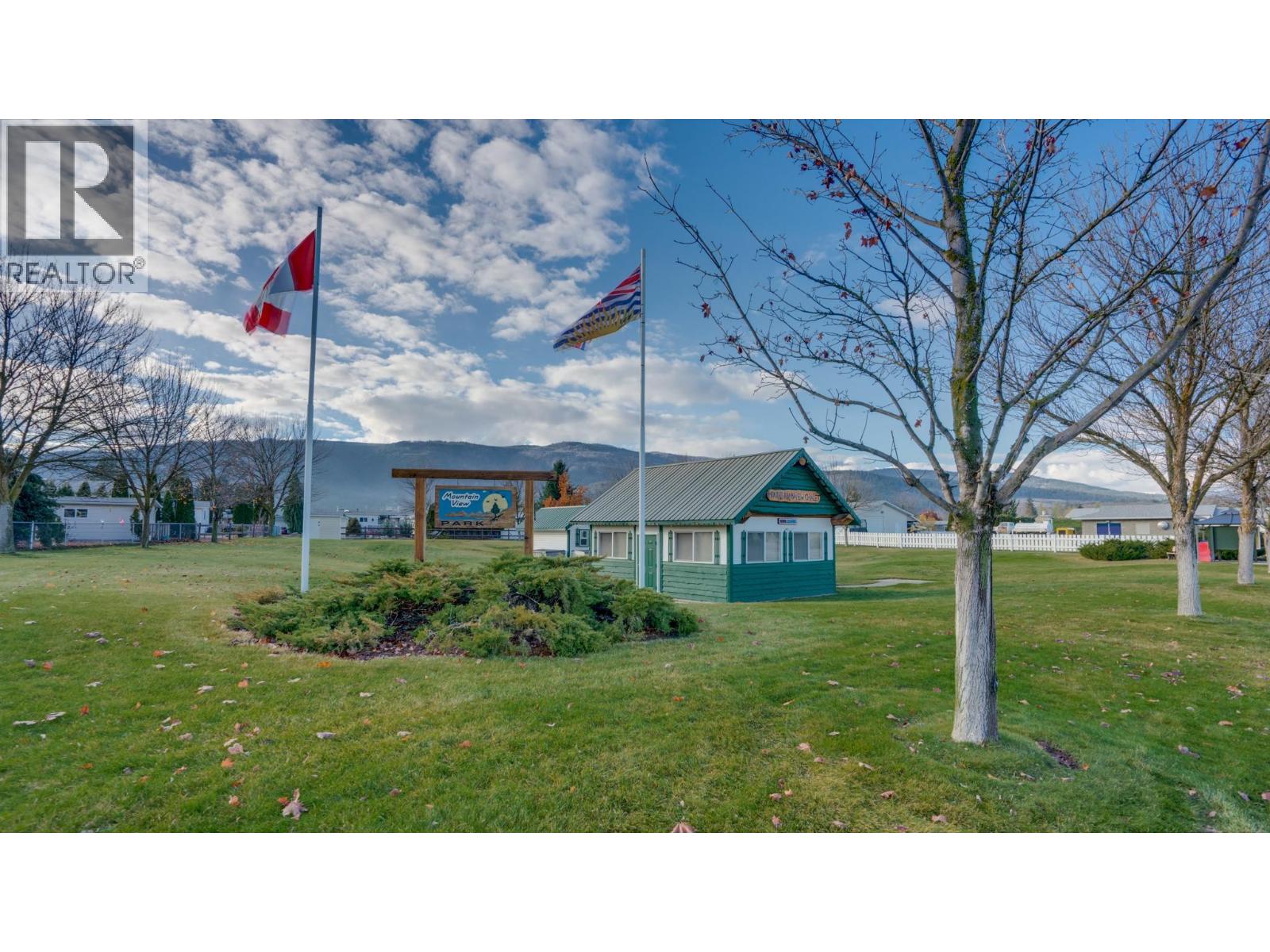 #43 9510 Highway 97N - 36