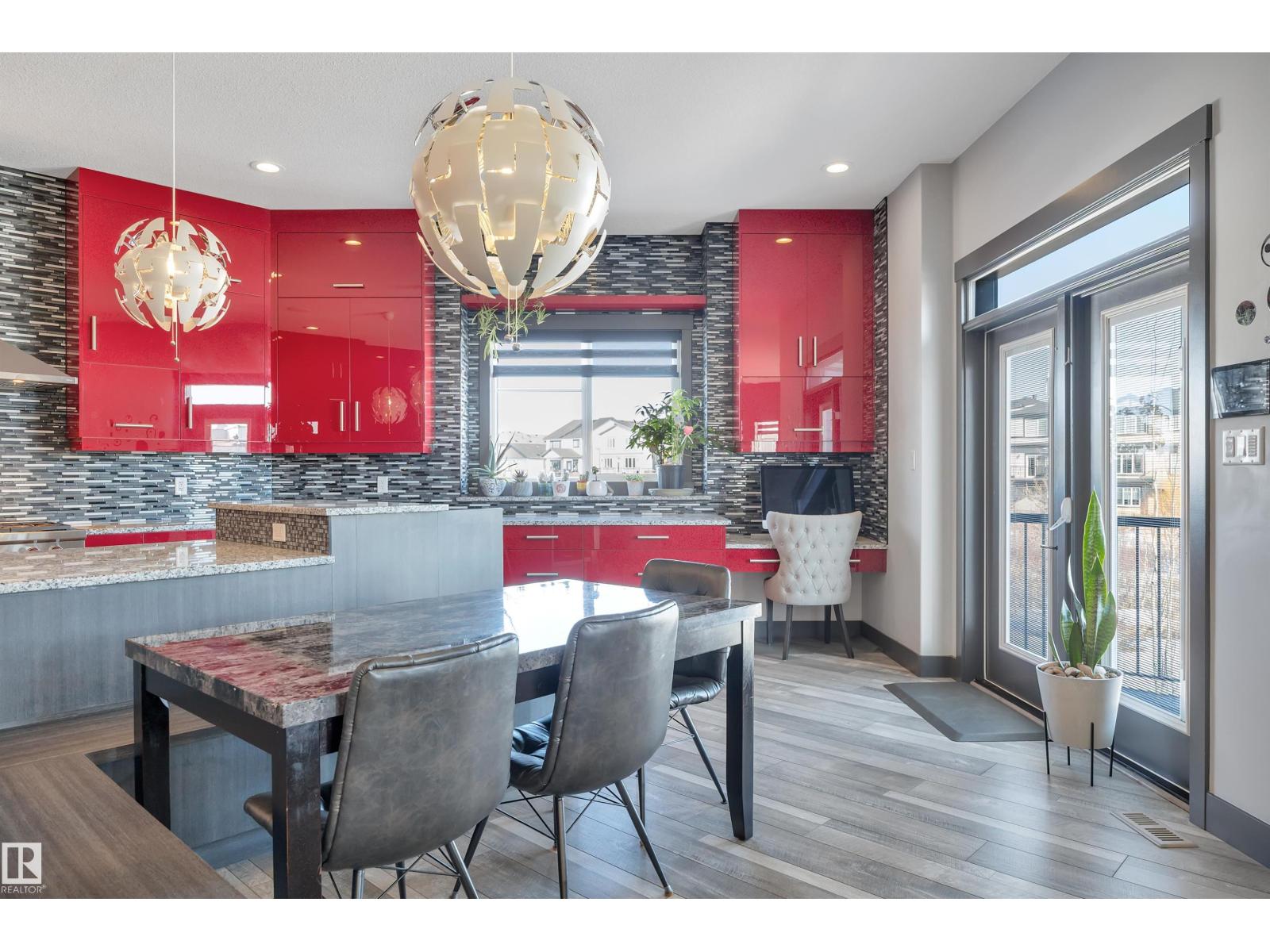 136 KIRPATRICK CR — photo 22
