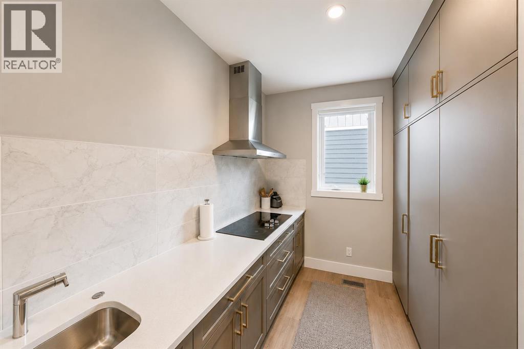148 Crestridge Terrace SW - 16
