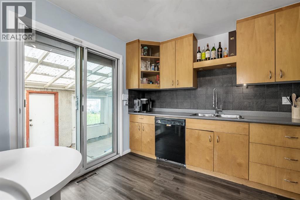 3156 Blakiston Drive NW - 4