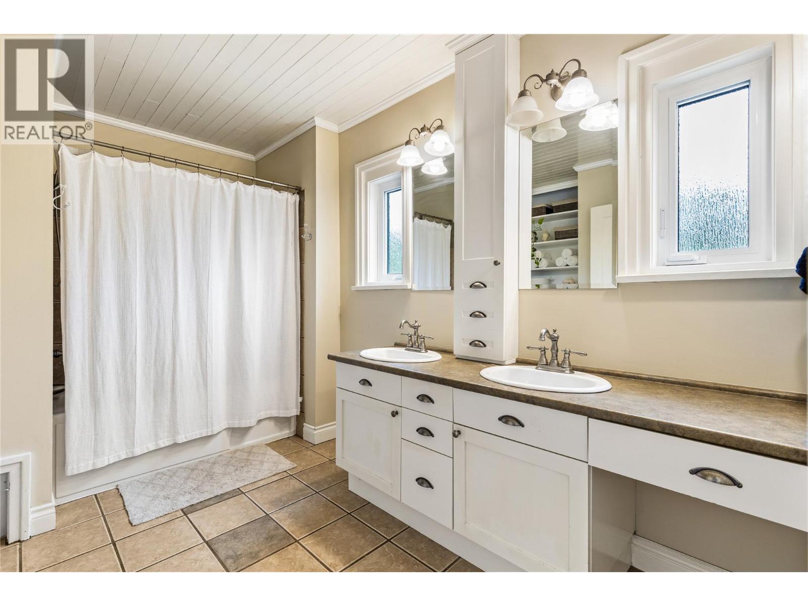 2302 23 Avenue - 48