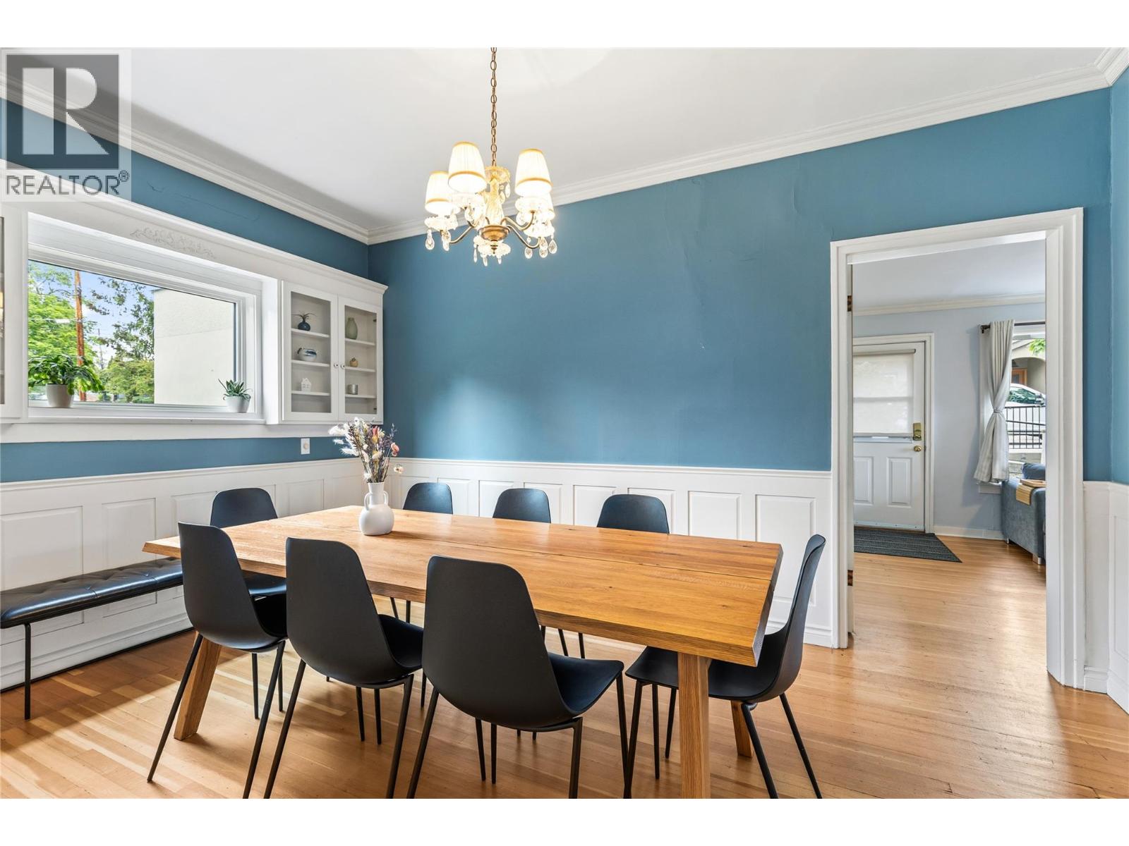 2302 23 Avenue - 31