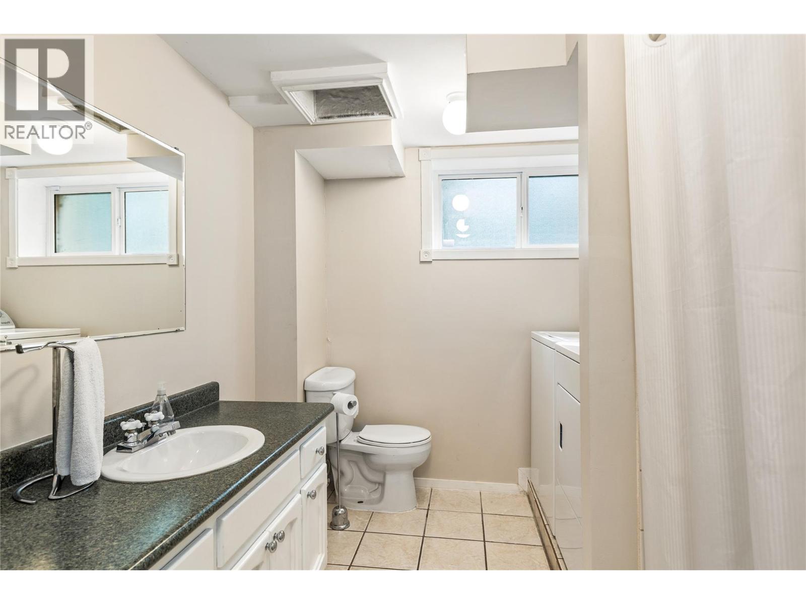 2302 23 Avenue - 66