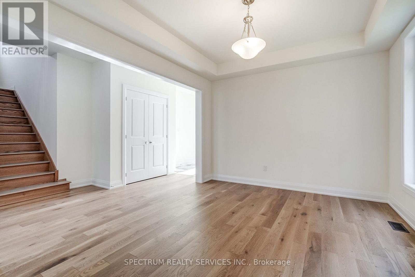 4-bedroom home for sale at 28 DORE DRIVE, Brantford ON · photo 11 of 44